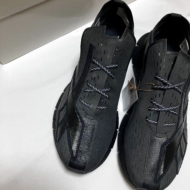 Maison Martin Margiela(マルタンマルジェラ)の新品 US10 EU43 マルジェラ リーボック スニーカー 黒 4305 メンズの靴/シューズ(スニーカー)の商品写真