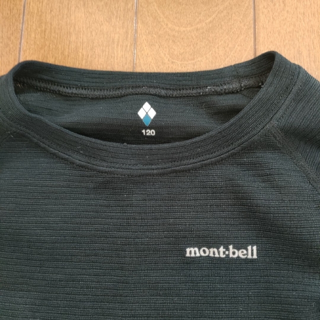 mont bell(モンベル)のモンベル　ジオライン　キッズ　120 スポーツ/アウトドアのアウトドア(登山用品)の商品写真