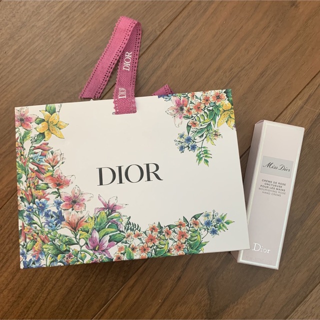 Dior(ディオール)の新品未開封　ミスディオールハンドクリーム コスメ/美容のボディケア(ハンドクリーム)の商品写真