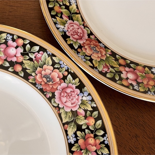WEDGWOOD - 【レア美品】ウェッジウッド☆クリオ・ブラックダマスク