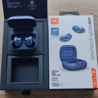 【美品】JBL LIVE FREE 2 TWS ブルー(ヘッドフォン/イヤフォン)