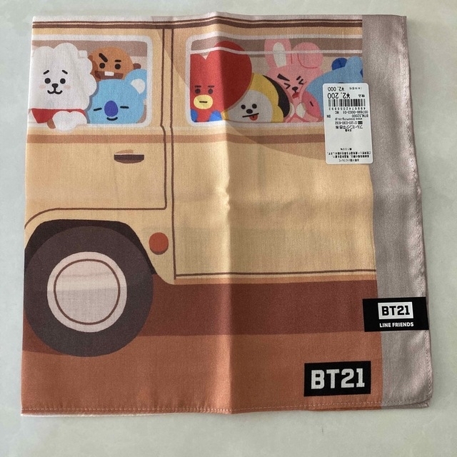 BT21(ビーティーイシビル)のBT21 ハンカチとポーチ3点セット エンタメ/ホビーのおもちゃ/ぬいぐるみ(キャラクターグッズ)の商品写真