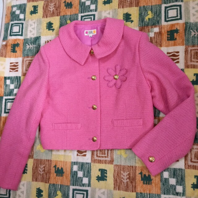 YUKI TORII INTERNATIONAL(ユキトリイインターナショナル)のYUKI TORII ピンク　ツイード　ジャケット　金ボタン150 キッズ/ベビー/マタニティのキッズ服女の子用(90cm~)(ジャケット/上着)の商品写真