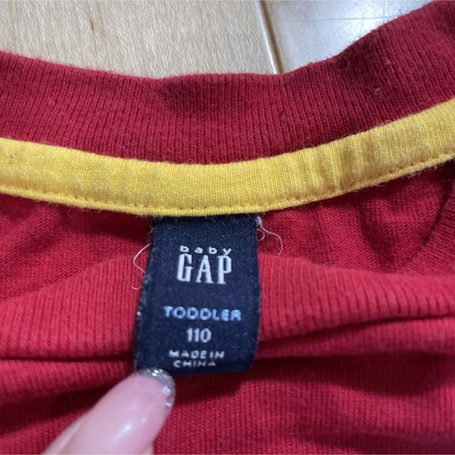 babyGAP(ベビーギャップ)のGAP半袖 キッズ/ベビー/マタニティのキッズ服男の子用(90cm~)(Tシャツ/カットソー)の商品写真