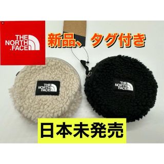 ザノースフェイス(THE NORTH FACE)の新品　日本未発売　ノースフェイス　 フリース　ポーチ　ホワイト&ブラック　2個(ポーチ)