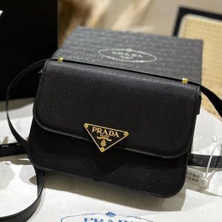 プラダ バンダナ/スカーフ(レディース)の通販 62点 | PRADAの プラダ バンダナ/スカーフ(レディース)の通販 62点 | PRADAの