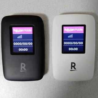 ラクテン(Rakuten)のRakuten　Wi-Fi　Pocket　Model:R310　２つセット(PC周辺機器)