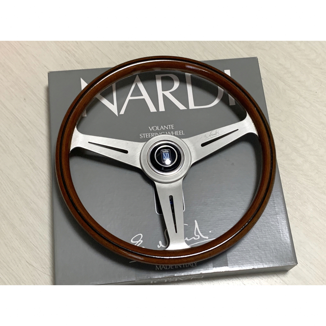 【NARDI Classic】36.5Φ ウッドステアリング　即決大歓迎