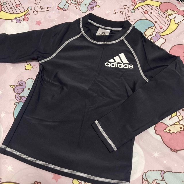 adidas(アディダス)のアディダスラッシュガード キッズ/ベビー/マタニティのキッズ服男の子用(90cm~)(水着)の商品写真