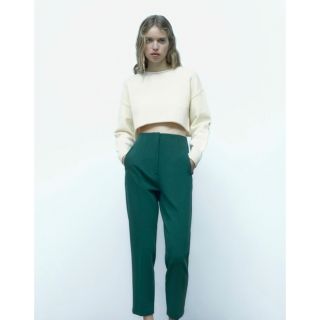 ザラ(ZARA)のZARA ハイウェストパンツ　テールグリーン(カジュアルパンツ)