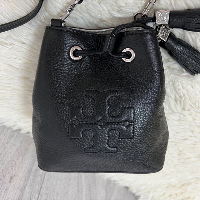 Tory Burch(トリーバーチ)の極美品♡トリーバーチ エンボスロゴ レザー ダブルフリンジ ショルダーバッグ レディースのバッグ(ショルダーバッグ)の商品写真