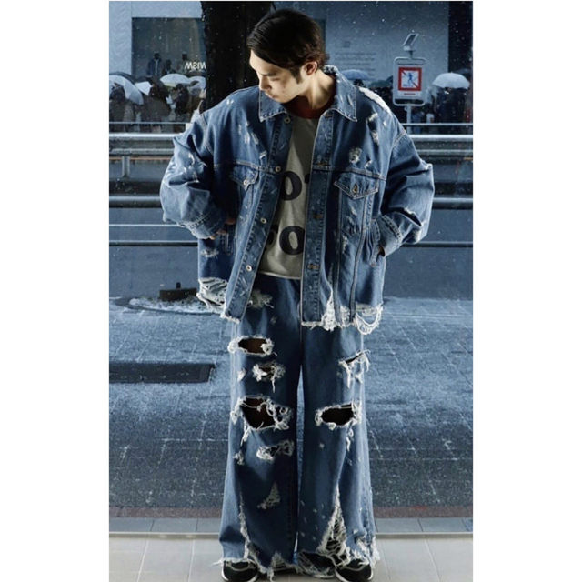 doublet(ダブレット)のdoublet DESTROYED DENIM JACKET 23SS デニム メンズのジャケット/アウター(Gジャン/デニムジャケット)の商品写真