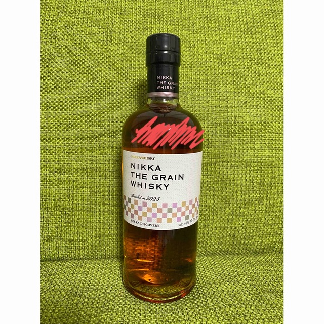 ニッカウヰスキー(ニッカウイスキー)の【最終値下げ】NIKKA ニッカ ザ グレーン 2023年 数量限定 食品/飲料/酒の酒(ウイスキー)の商品写真