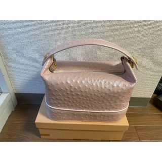 VERSACE - VERSACE 型押しサンバーストバニティバッグ レザー ピンクの