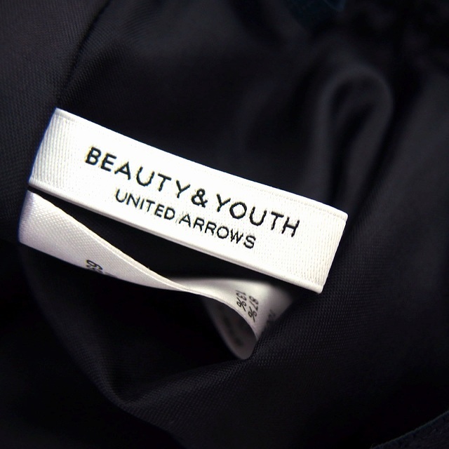 BEAUTY&YOUTH UNITED ARROWS(ビューティアンドユースユナイテッドアローズ)のユナイテッドアローズ ビューティー&ユース スカート フレア ひざ下 ひざ丈  レディースのスカート(ひざ丈スカート)の商品写真