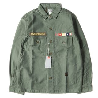 デラックス(DELUXE)のDELUXE デラックス シャツ パッチ付き バックサテン ミリタリーシャツ 17SS オリーブ M トップス カジュアルシャツ 長袖 【メンズ】(シャツ)