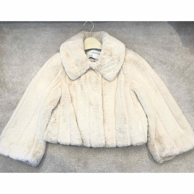 Her lip to(ハーリップトゥ)のHerlipto Winter Love Faux Fur Coat 2021 レディースのジャケット/アウター(毛皮/ファーコート)の商品写真