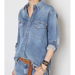 ドゥーズィエムクラス(DEUXIEME CLASSE)の新品未使用★MUSE ドゥーズィエムクラス【SURT/サート】DENIM シャツ(シャツ/ブラウス(長袖/七分))