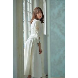 ハーリップトゥ(Her lip to)のHerlipto Jacaranda Linen-Blend Dress(ひざ丈ワンピース)