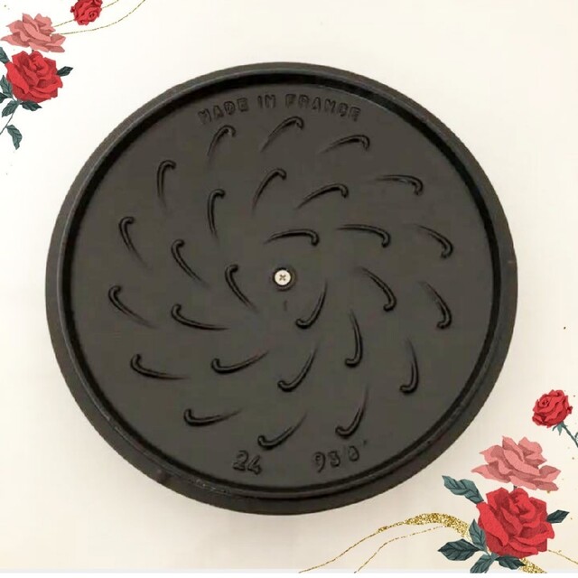 STAUB - ストウブ鍋 24cm グレナディンレッド シグネチャー STAUB - ストウブ鍋 24cm グレナディンレッド シグネチャー