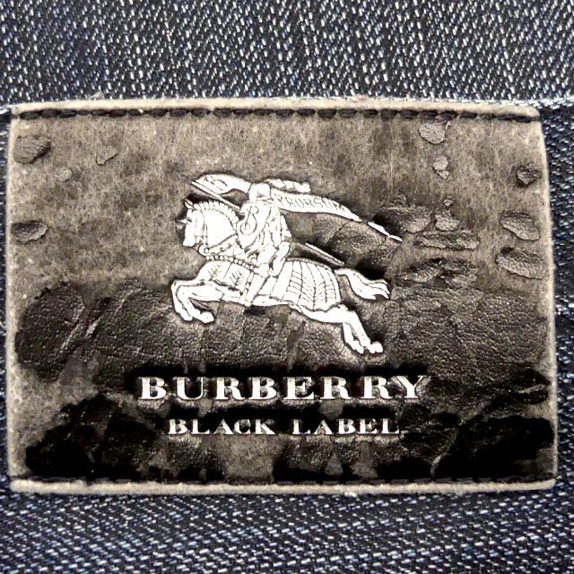 BURBERRY BLACK LABEL(バーバリーブラックレーベル)の廃盤 バーバリー ノバチェック ジーンズ デニム W31 メンズ HN1814 メンズのパンツ(デニム/ジーンズ)の商品写真