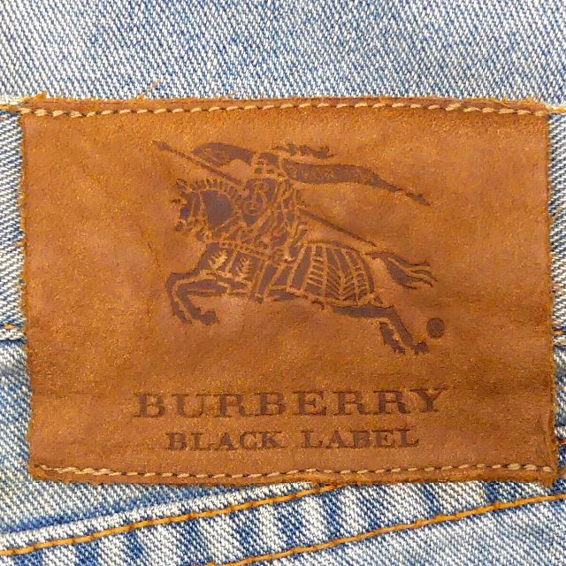 BURBERRY BLACK LABEL(バーバリーブラックレーベル)の廃盤 バーバリーブラックレーベル ジーンズ デニム W32 メンズ HN1815 メンズのパンツ(デニム/ジーンズ)の商品写真