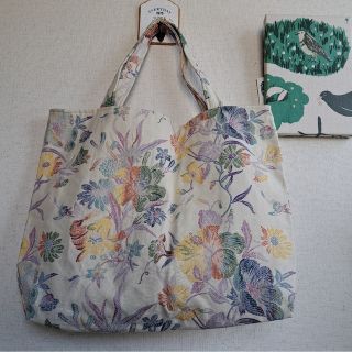 『ハンドメイド』花柄のトートバッグ(バッグ)