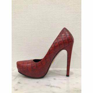 PRADA(ハイヒール/パンプス ・ レッド/赤色系)のフリマ PRADA(ハイヒール/パンプス ・ レッド/赤色系)のフリマ