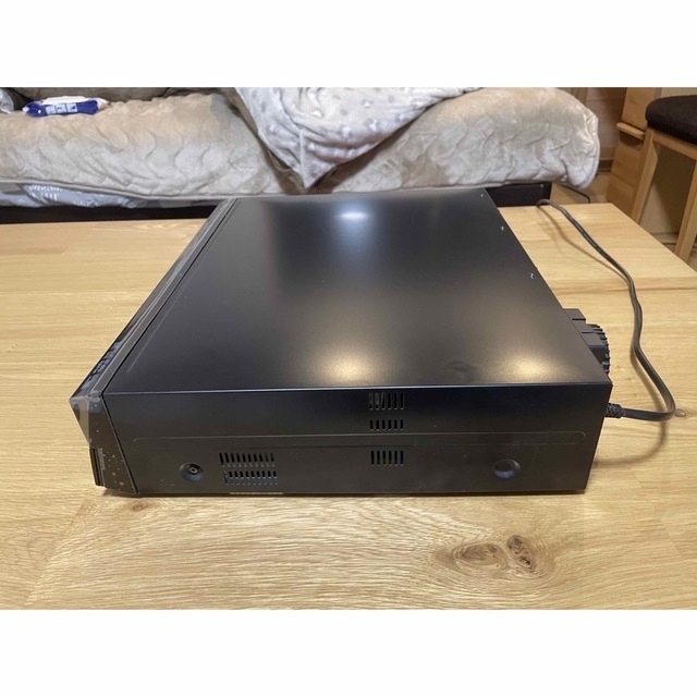 東芝(トウシバ)の【稀少品】東芝 VARDIA VHS&DVD一体型レコーダー スマホ/家電/カメラのテレビ/映像機器(DVDレコーダー)の商品写真