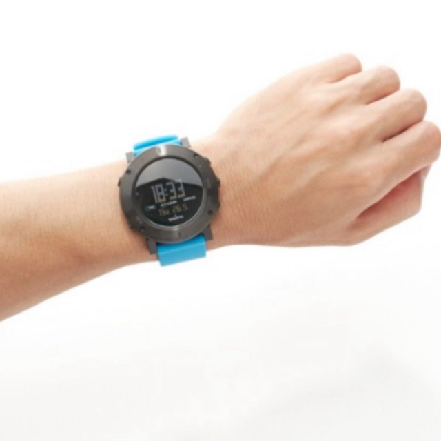 SUUNTO - 【新品未使用】廃盤希少品 スント SUUNTO CORE BLUE CRUSHの
