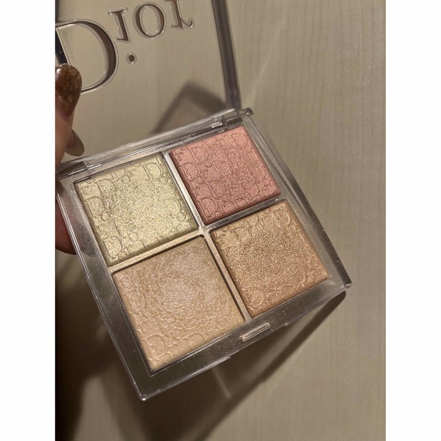 Dior(ディオール)のディオール バックステージ フェイス グロウ パレット コスメ/美容のベースメイク/化粧品(フェイスカラー)の商品写真