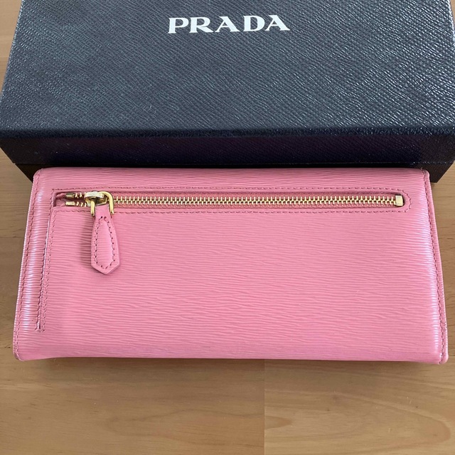 【PRADA】長財布 サフィアーノレザー 二つ折り財布 ピンク パスケース 【PRADA】長財布 サフィアーノレザー 二つ折り財布 ピンク パスケース
