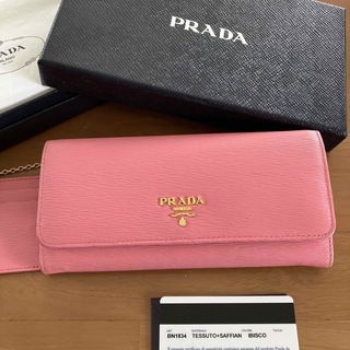 PRADA - 【PRADA】長財布 サフィアーノレザー 二つ折り財布 ピンク 