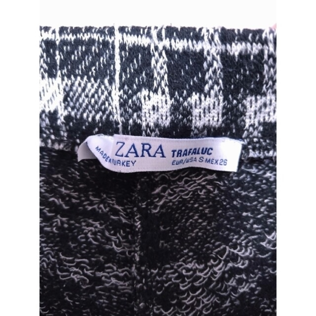 ZARA(ザラ)のザラ チェック柄ニットセットアップ！！ レディースのレディース その他(セット/コーデ)の商品写真