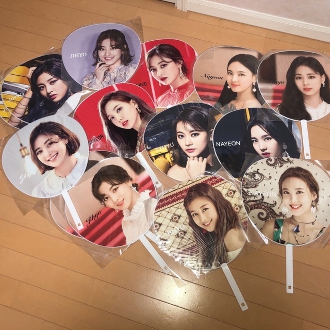 TWICEグッズセット まとめ売り おまけ付き