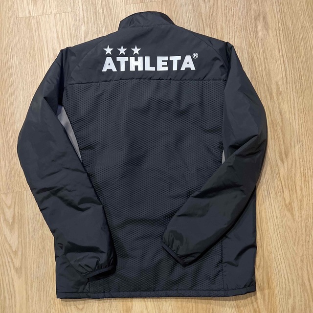 ATHLETA ナイロンジャケット　ウインドブレーカー