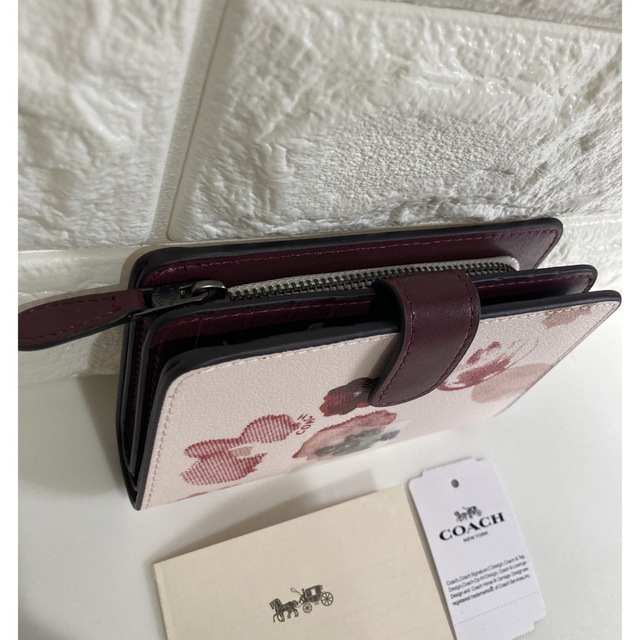 COACH(コーチ)の【新品】COACH 長二つ折り財布 ハーフトーンフローラルプリント　水彩 花柄 レディースのファッション小物(財布)の商品写真