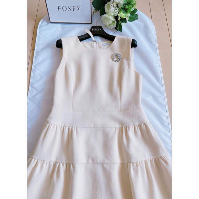 FOXEY 2019年ティアードウールワンピース40 極美品Rene