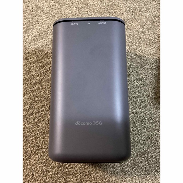 中古　docomo home 5G HR01  ホームルーター スマホ/家電/カメラのスマートフォン/携帯電話(その他)の商品写真