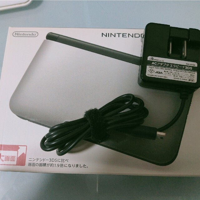 Nintendo 3DS  LL 本体 シルバー/ブラック 2