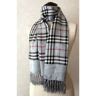 バーバリー(BURBERRY)の国産品バーバリーノバチェック定番ホースマーク織りロングシルク大判スカーフストール(バンダナ/スカーフ)