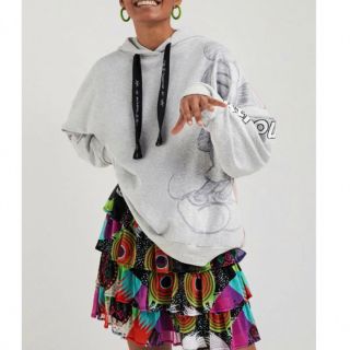 デシグアル(DESIGUAL)の新品✨未使用　デシグアル　お洒落　mickey トレーナー　スエット(トレーナー/スウェット)