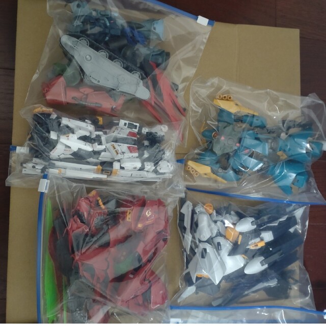 Gundam Collection（BANDAI）(ガンダムコレクション)のガンプラ プラモデル ジャンク エンタメ/ホビーのおもちゃ/ぬいぐるみ(プラモデル)の商品写真
