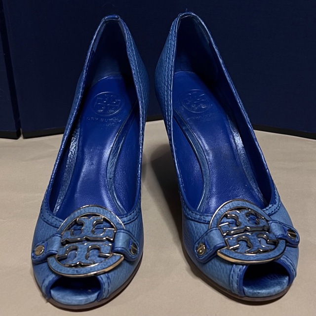 Tory Burch(トリーバーチ)のトリーバーチ　レザー　ウェッジソール パンプス(7M) レディースの靴/シューズ(ハイヒール/パンプス)の商品写真