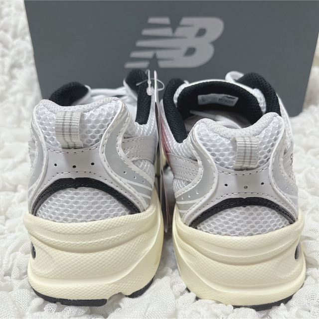 New Balance(ニューバランス)の今季Spick&Span即完売★24.5cm★MR530TA★ニューバランス レディースの靴/シューズ(スニーカー)の商品写真