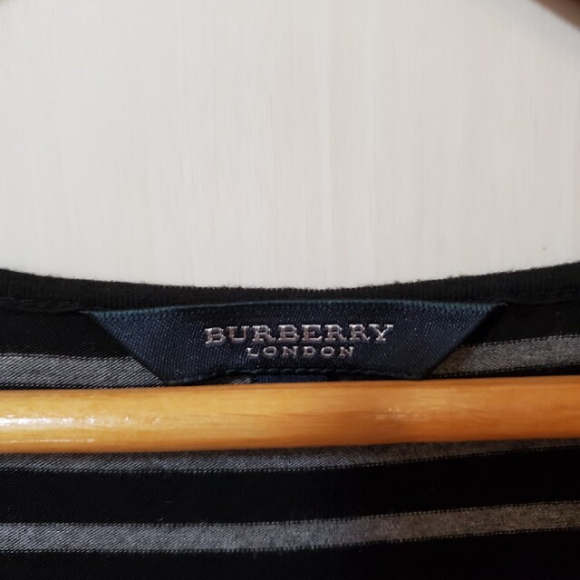 BURBERRY(バーバリー)のBURBERRY　ロングティーシャツ レディースのトップス(Tシャツ(長袖/七分))の商品写真