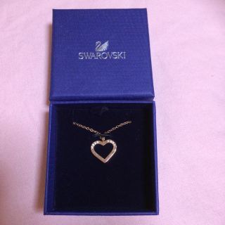 スワロフスキー(SWAROVSKI)のスワロフスキー ハートネックレス(ネックレス)