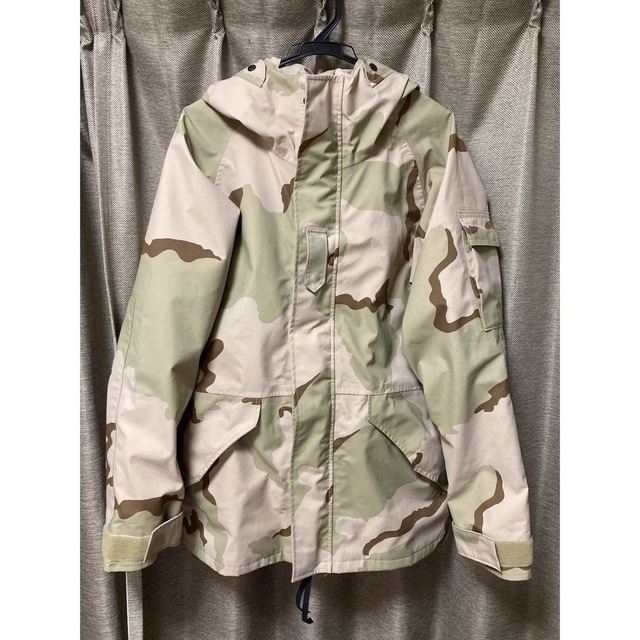 US ARMY ECWCS GORE-TEX ゴアテックパーカー　M-Rミリタリージャケット