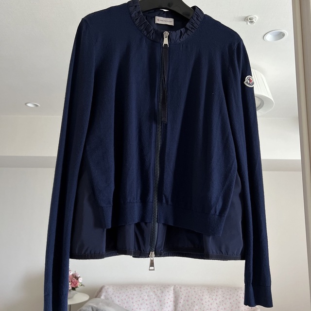 MONCLER(モンクレール)のモンクレール ♡ レディース トップス ♡カーディガン ♡ ブルゾン  レディースのトップス(カーディガン)の商品写真