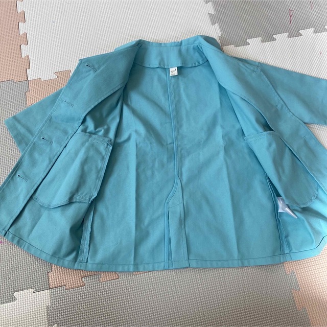 アプレレクール　アウター　スカラップ　春　入園式　水色　美品 キッズ/ベビー/マタニティのキッズ服女の子用(90cm~)(ジャケット/上着)の商品写真